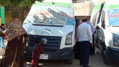 صحة المنيا تنظم قافلة طبية بقرية أسطال ضمن مبادرة 