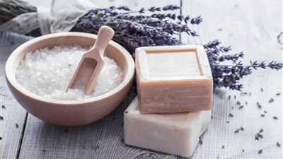 ٤ استخدامات جمالية للملح.. اكتشفيها