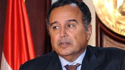 اليابان تمنح السفير نبيل فهمي وسام الشمس المشرقة من الطبقة الأولى