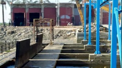 استعدادا للأمطار.. تطهير الترع والمصارف والمجاري المائية بالبحيرة