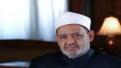 رئيس الوزراء يهنئ شيخ الأزهر بحلول ذكرى المولد النبوي الشريف