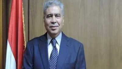 بسبب التنقيب عن الآثار الحاق طلاب 