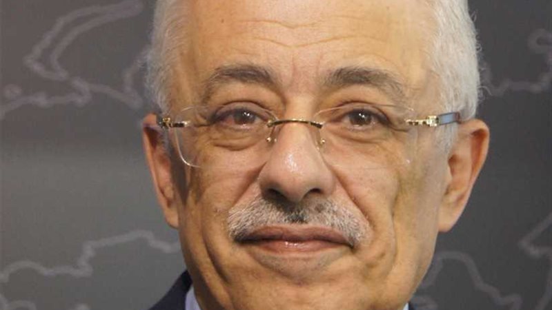 وزير التعليم يبحث