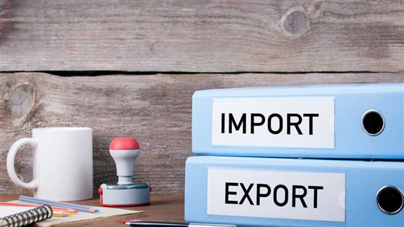 تقلص العجز التجاري