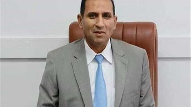 جامعة أسوان: توقيع