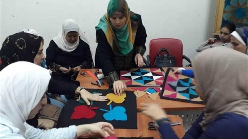 محاضرات ثقافية واحتفالات