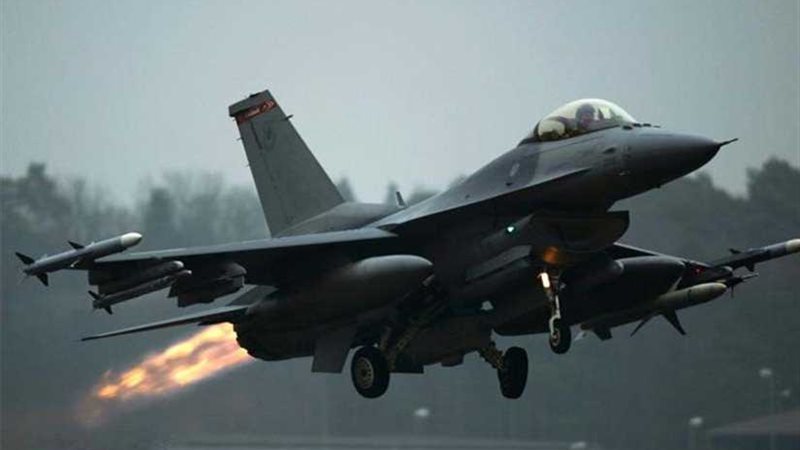 عاجل.. مقاتلة أمريكية