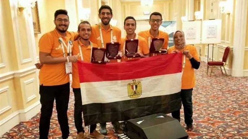 طلاب جامعة حلوان