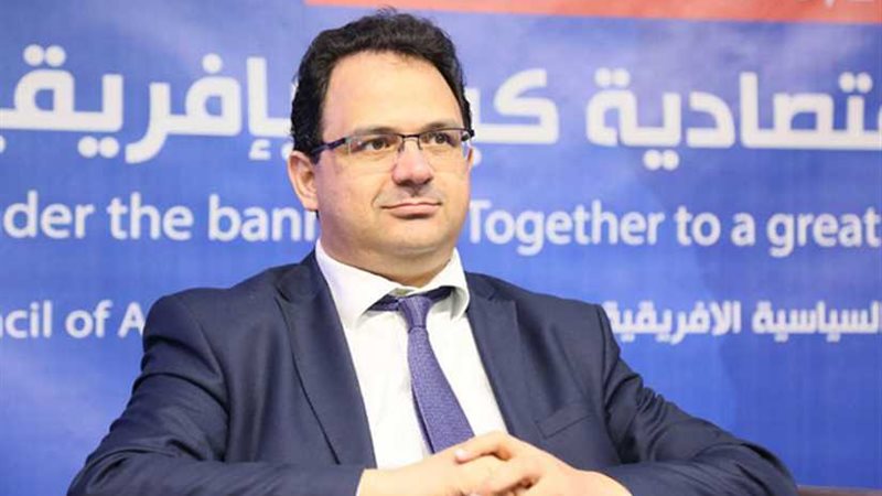 استقالة وزير الاستثمار