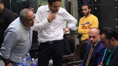 النبراوي يعرض على تامر مرسي البروفة النهائية لحفل افتتاح بطولة أمم إفريقيا للشباب