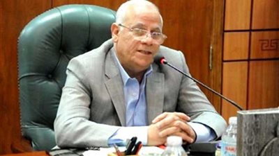 محافظ بورسعيد يتفقد منفذ 