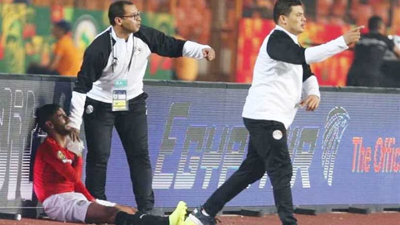 مدرب المنتخب يوضح