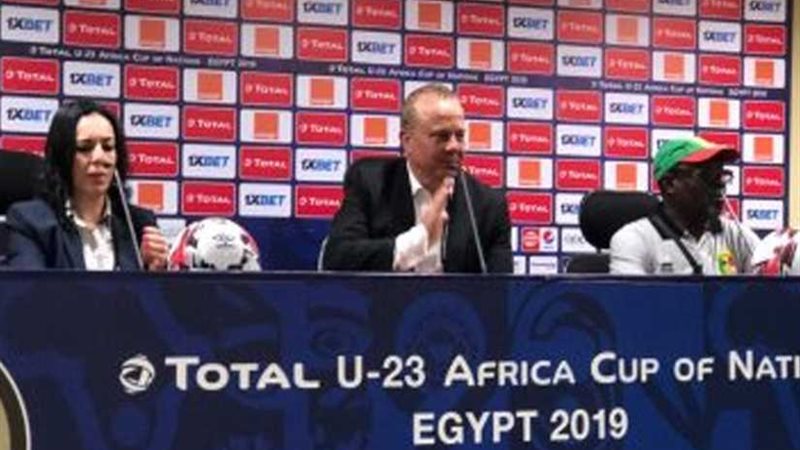 مؤتمر صحفي لشوقي