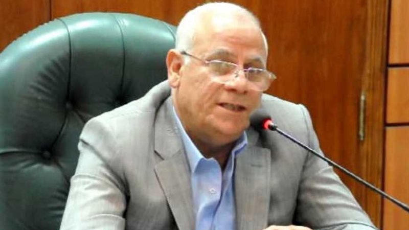 محافظ بورسعيد يستقبل