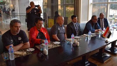 ماذا قال وزير الشباب والرياضة للاعبي المنتخب الأولمبي داخل معسكرهم؟