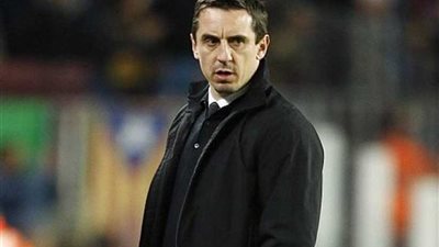 القائد السابق لليونايتد جاري نيفيل: تتويج ليفربول بالبريميرليج مسألة وقت