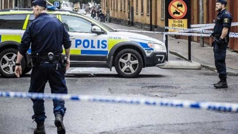 مصرع وإصابة شخصين