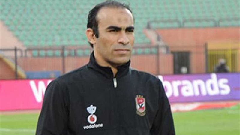 الأهلي يحفز لاعبيه