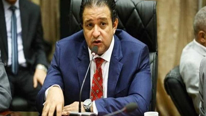 علاء عابد: السجون