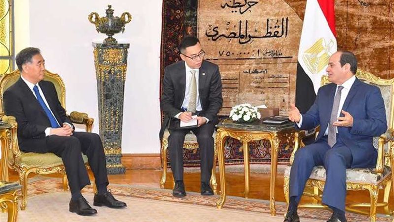 عاجل.. السيسى يستقبل