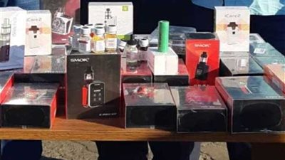 جمارك مطار برج العرب تحبط محاولة تهريب شيش إلكترونية ومستلزماتها