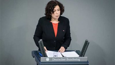 انتخاب مصرية لقيادة حزب اليسار المعارض في البرلمان الألماني