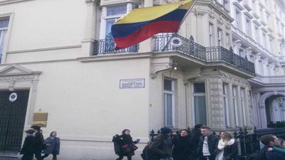 عاجل.. مجهولون يحاولون اقتحام السفارة الفنزويلية في البرازيل