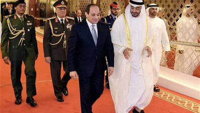 زيارة الرئيس للإمارات والغارات الإسرائيلية يتصدران اهتمامات صحف القاهرة