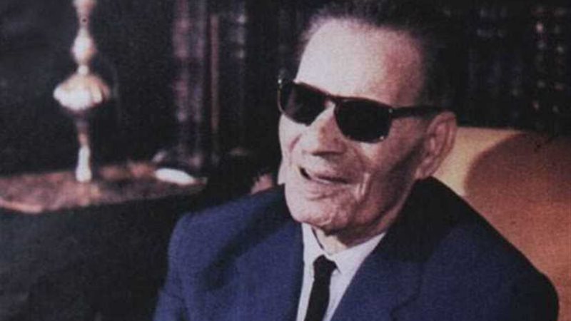 طه حسين.. هبة المحبة