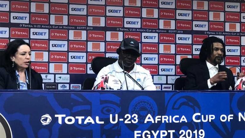 عاجل.. مدرب الكاميرون