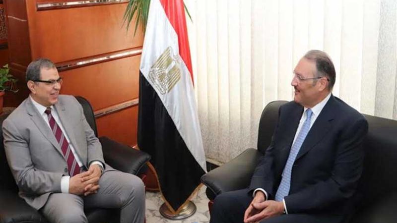 وزير القوى العاملة