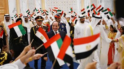 عاجل.. ألوان علم مصر تزين معالم إمارة أبو ظبي احتفاء بزيارة 