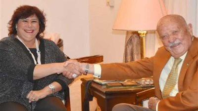 وزيرة الثقافة تبحث مع رئيس مؤسسة بنديتي الإيطالية سبل تعزيز التعاون الفكري والفني