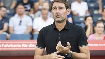 فايلر يجتمع مع معاونيه لدراسة الجونة قبل المواجهة