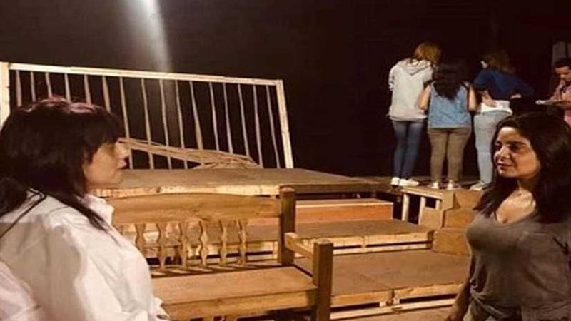 محمد مكي: حريم النار