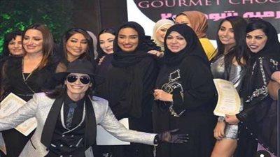 حضور مميز لمشاهير الفن والسوشيال ميديا فى عروض أزياء أسبوع الموضة.. صور