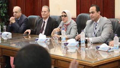 وزيرة الصحة للأطباء: لم يتم تغيير نظام وقانون تكليف الأطباء