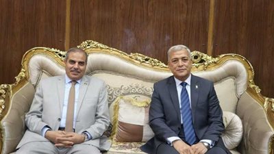 خلال استقباله رئيس جامعة الأزهر.. محافظ المنوفية يثمن جهود الإمام الأكبر محليا وعالميا
