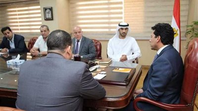 وزير الشباب والرياضة يناقش استعدادات ماراثون زايد الخيري