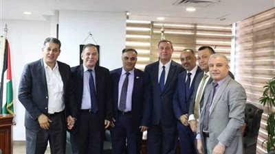 السفير الفلسطيني بالقاهرة يستقبل وفد فلسطين المشارك في اجتماعات اتحاد الصيادلة العرب