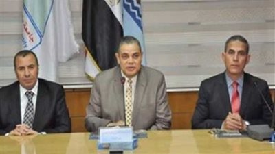 في أول اجتماع: رئيس جامعة كفرالشيخ يهنئ مجلس اتحاد الطلاب المنتخب