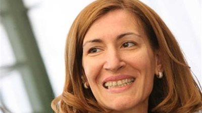 وزيرة السياحة البلغارية تزور منطقة الأهرامات ومجمع الأديان بمصر القديمة