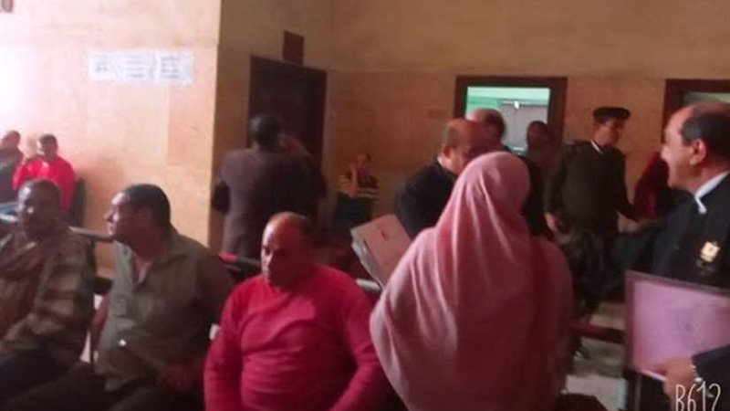 هدوء حذر بمقر محاكمة