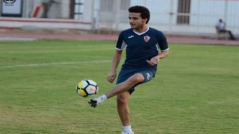 مصطفى فتحي مفاجأة