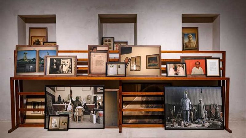 الشارقة للفنون تفتتح