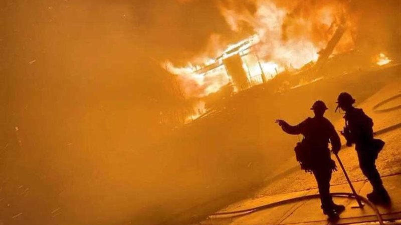 كاليفورنيا تنتظر