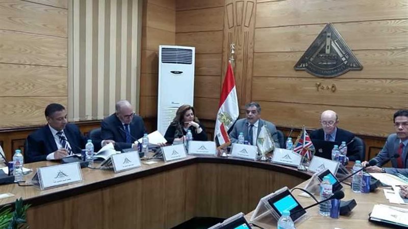 بالتعاون مع المجلس