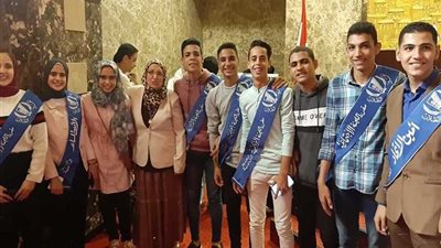 وكيل تعليم البحيرة يُكرم الفائزين فى مسابقات الاتحادات الطلابية