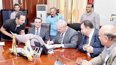 محافظ الأقصر يعتمد المخططات التنفيذية لأحواض الخمسين 12 والكابوسية
