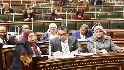 النواب يوافق على قانون تنظيم المستشفيات الجامعية مبدئيًا